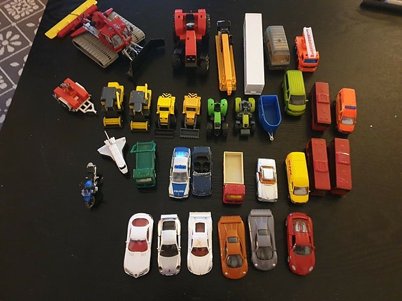 Product image 1 of 8