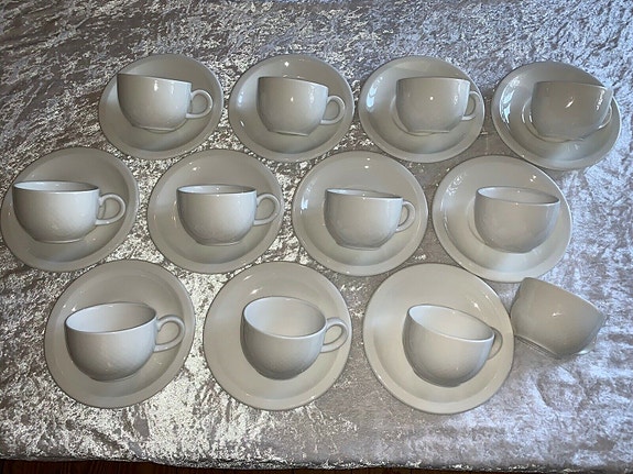 Product image 1 of 8