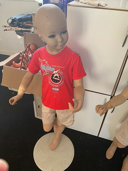 Product image 1 of 2