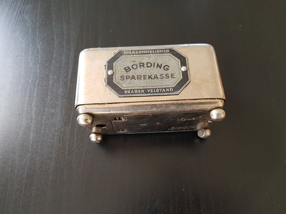 Product image 1 of 4