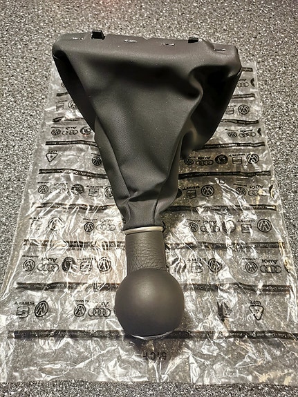 Product image 1 of 6