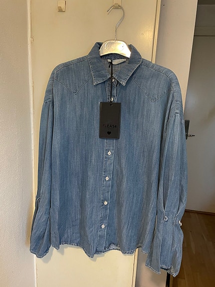 Product image 1 of 8