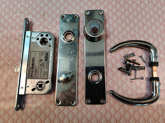 Product image 2 of 7