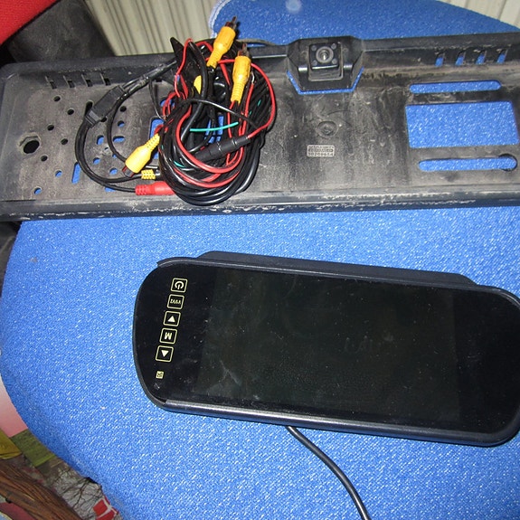 Product image 1 of 2