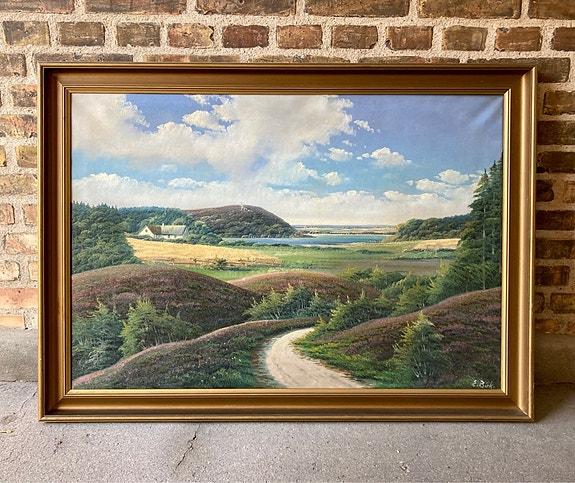 Product image 1 of 8