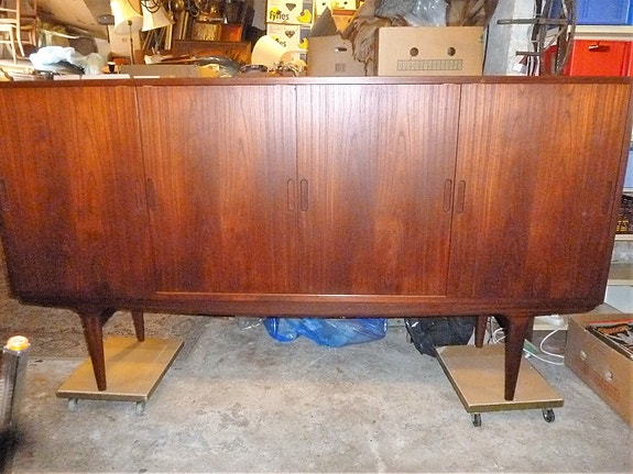 Product image 1 of 8