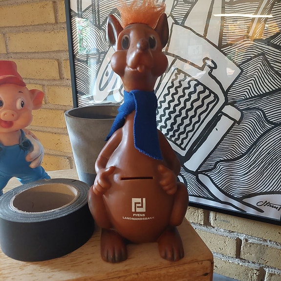 Product image 1 of 4