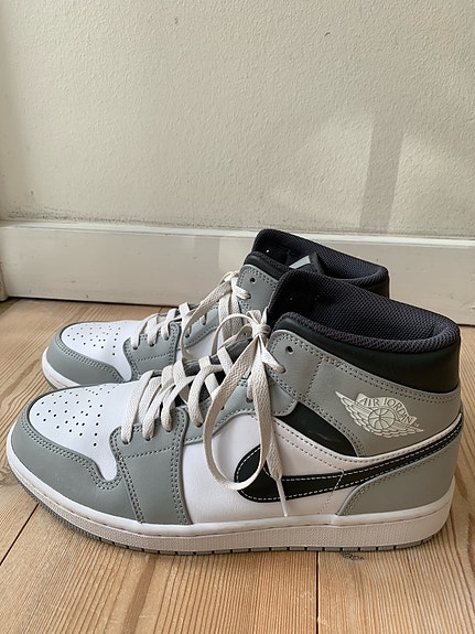 Product image 1 of 4