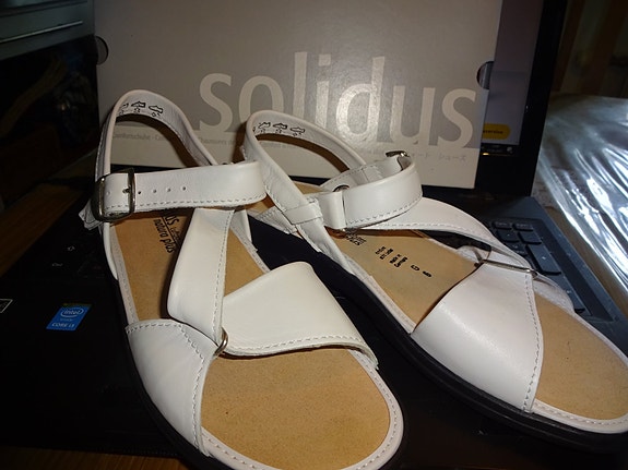 Product image 1 of 4