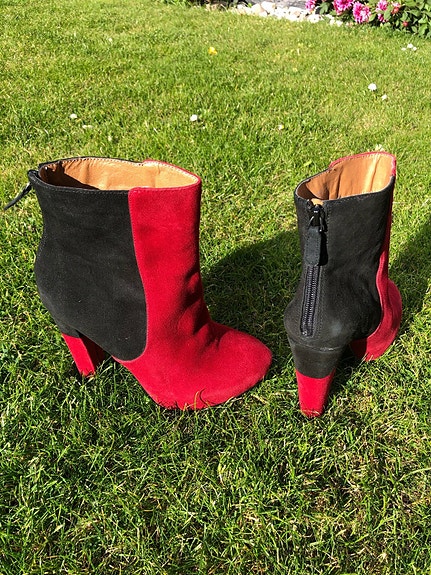 Product image 1 of 4