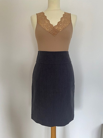 Product image 1 of 8