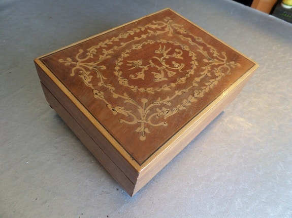 Product image 1 of 5