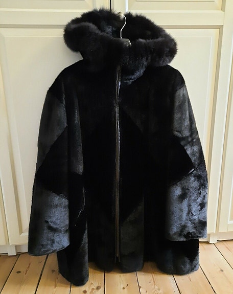 Product image 1 of 7