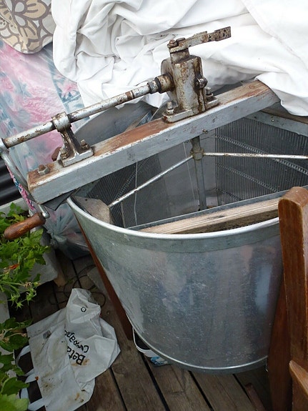 Product image 1 of 6