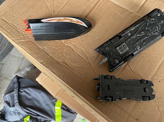 Product image 3 of 3