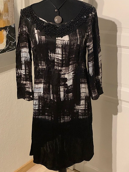 Product image 1 of 7