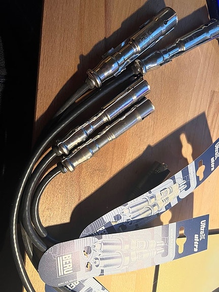 Product image 1 of 4