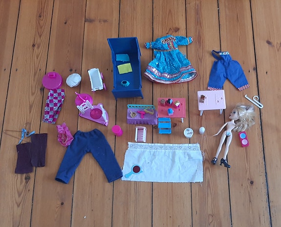 Product image 1 of 2