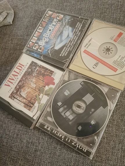 Product image 1 of 8