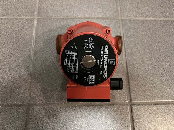 Product image 1 of 2