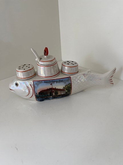 Product image 1 of 4