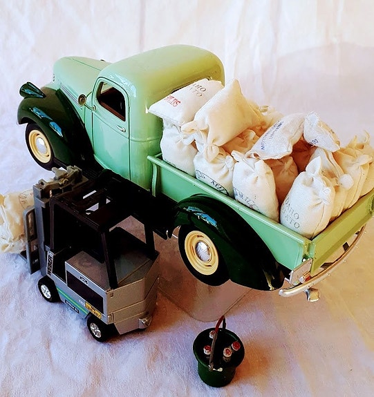 Product image 2 of 7