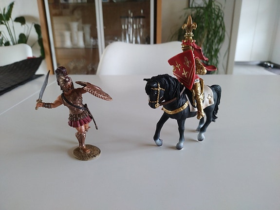 Product image 1 of 2