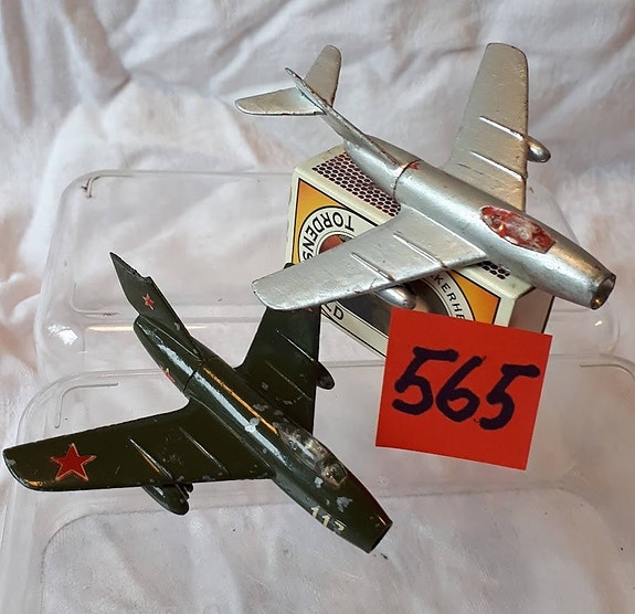 Product image 1 of 8