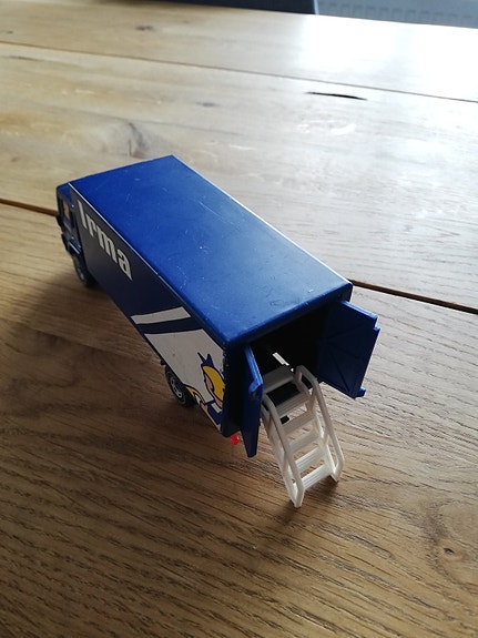Product image 3 of 6