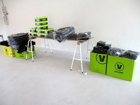 Product image 1 of 8