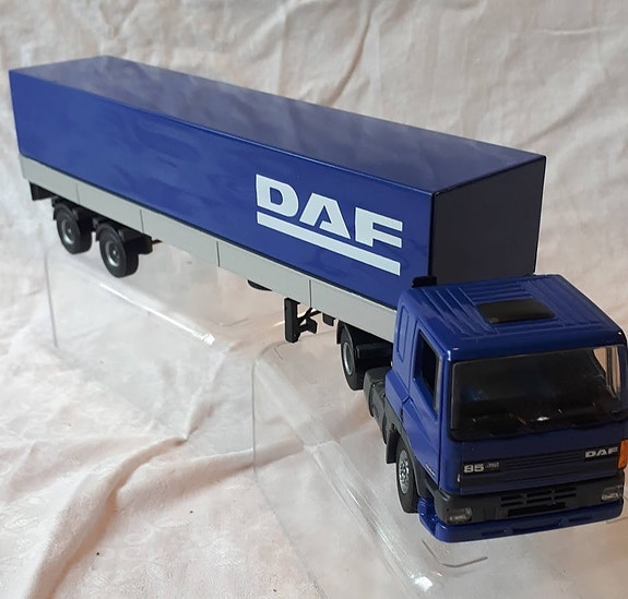 Product image 1 of 7