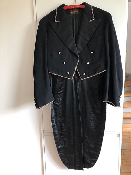 Product image 1 of 3