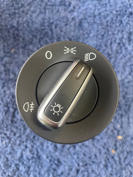 Product image 1 of 6