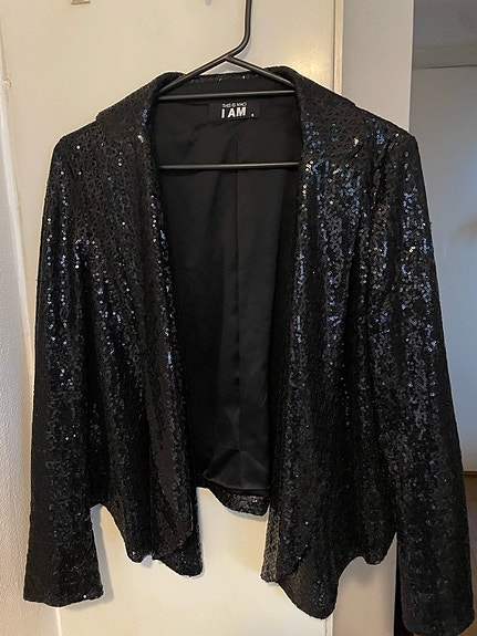 Product image 1 of 8