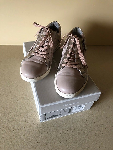 Product image 1 of 5