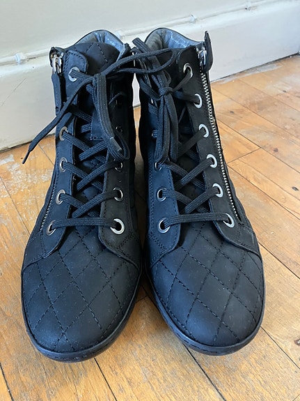 Product image 1 of 8