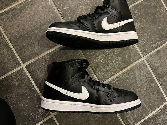 Product image 1 of 8