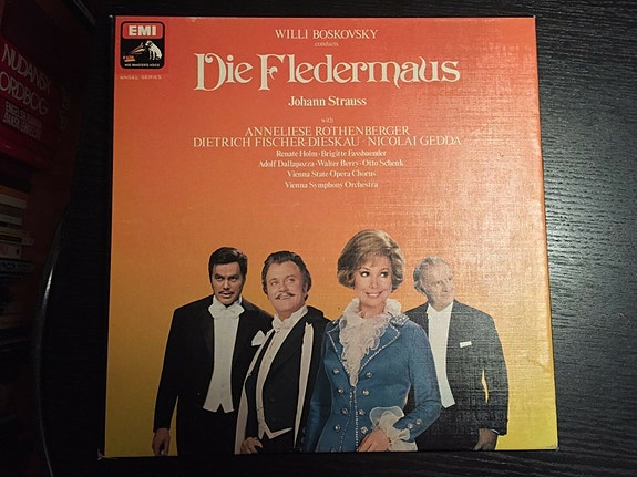 Product image 1 of 4