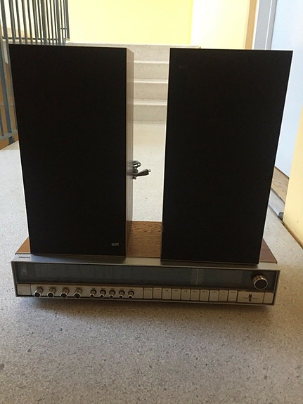 Product image 1 of 3