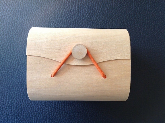 Product image 1 of 4