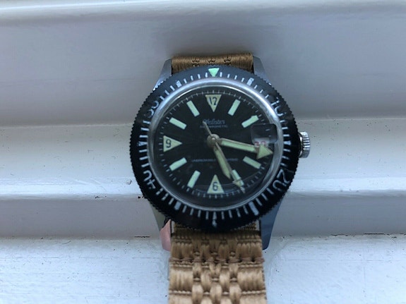 Product image 1 of 5