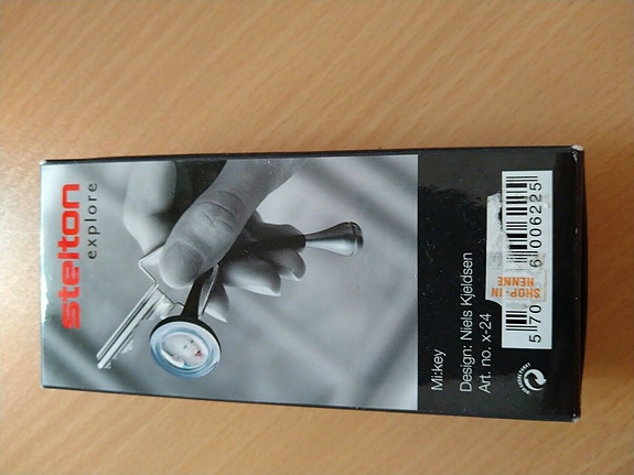 Product image 1 of 4