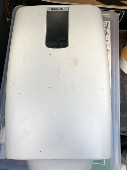 Product image 1 of 2