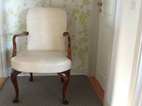 Product image 1 of 8