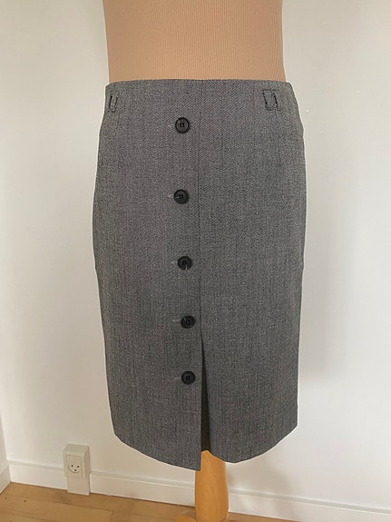 Product image 1 of 7