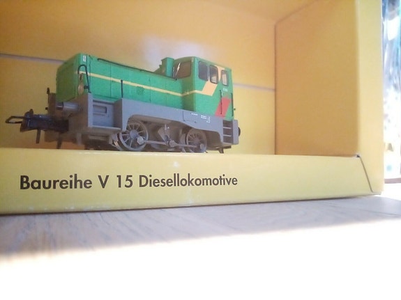 Product image 1 of 8