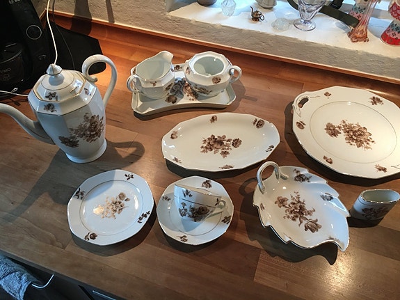 Product image 1 of 6