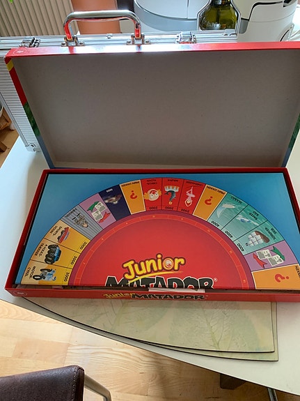 Product image 1 of 3