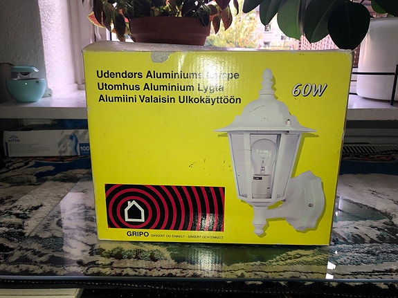 Product image 1 of 3