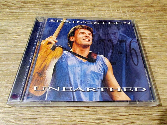 Product image 1 of 3